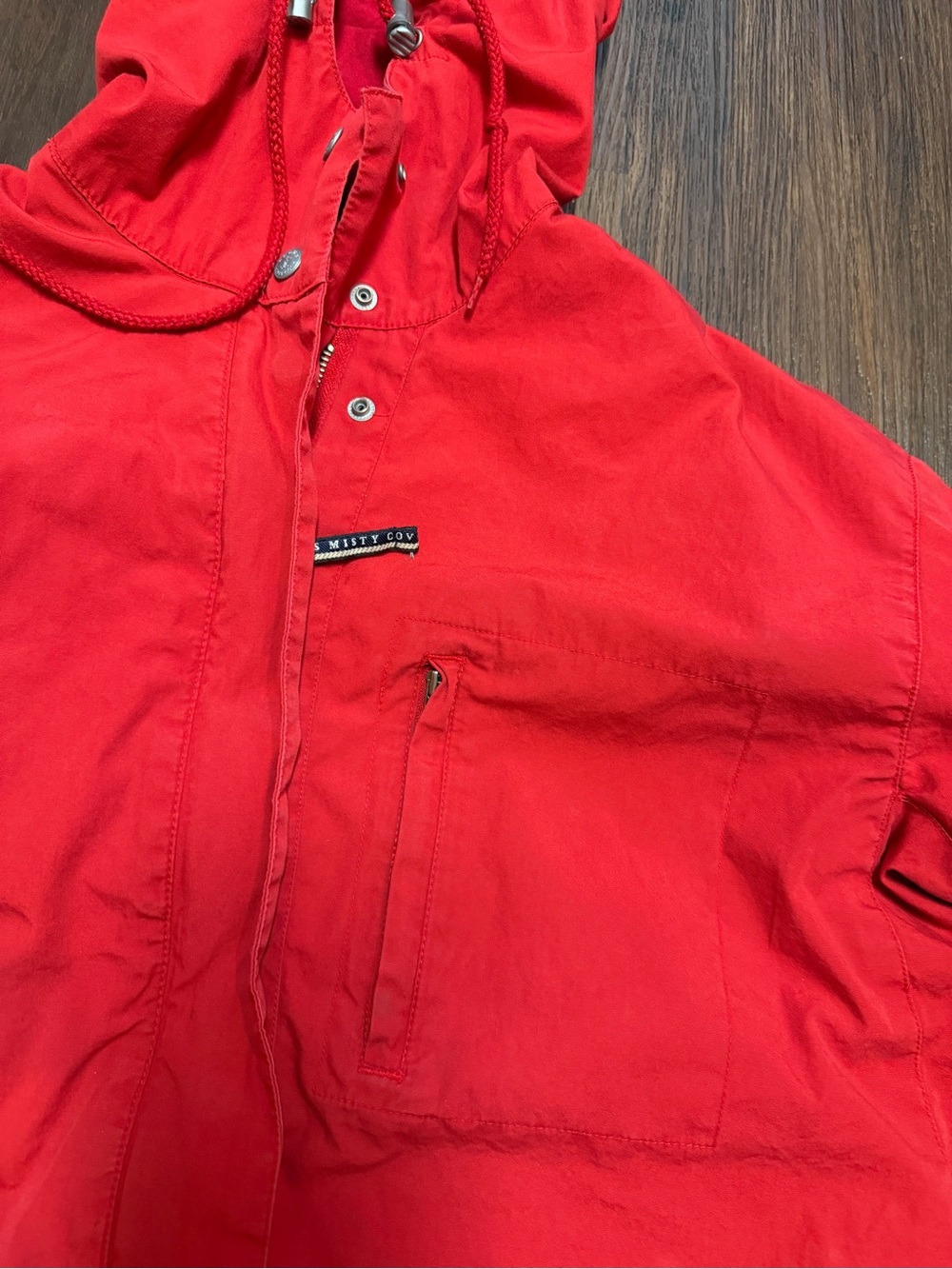 Vintage Disney Store Winnie The Pooh “Pooh’s Misty Cove” Windbreaker Rain Jacket - Picture 4 of 13
